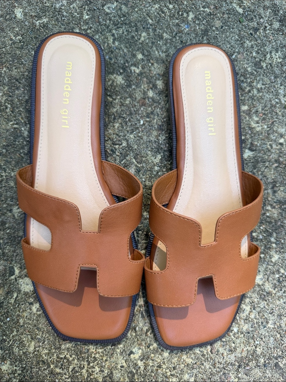 Madden Girl Hailey Cognac Cutout Slide Sandals Size 9